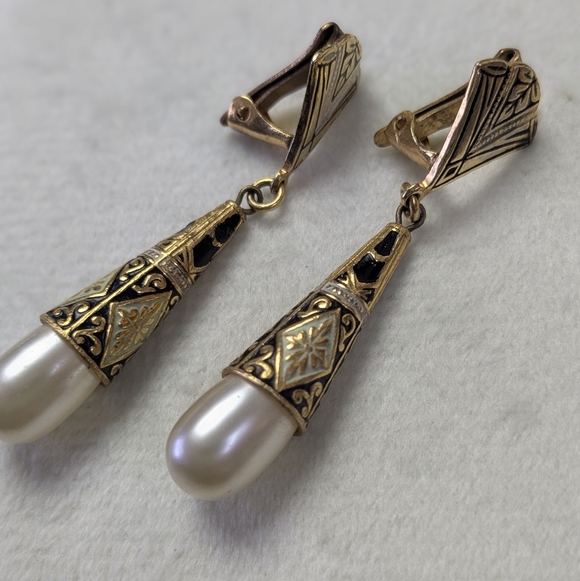 Vintage Estate Damascene And Pearl Brooch And Matching Clip On Earrings - Picture 2 of 6